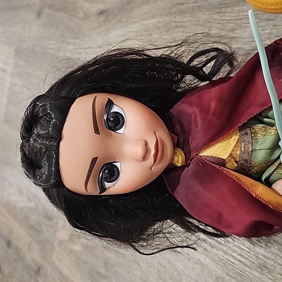 Disney Raya and the Last Dragon Doll - Picture 5 of 5